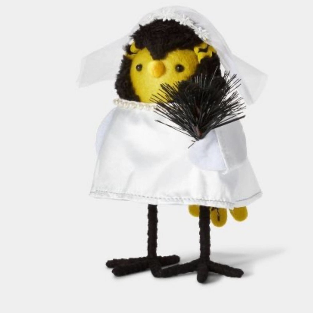 Midnight Raven Featherly Friends Bride Bird Halloween Figurine Hyde & EEK!